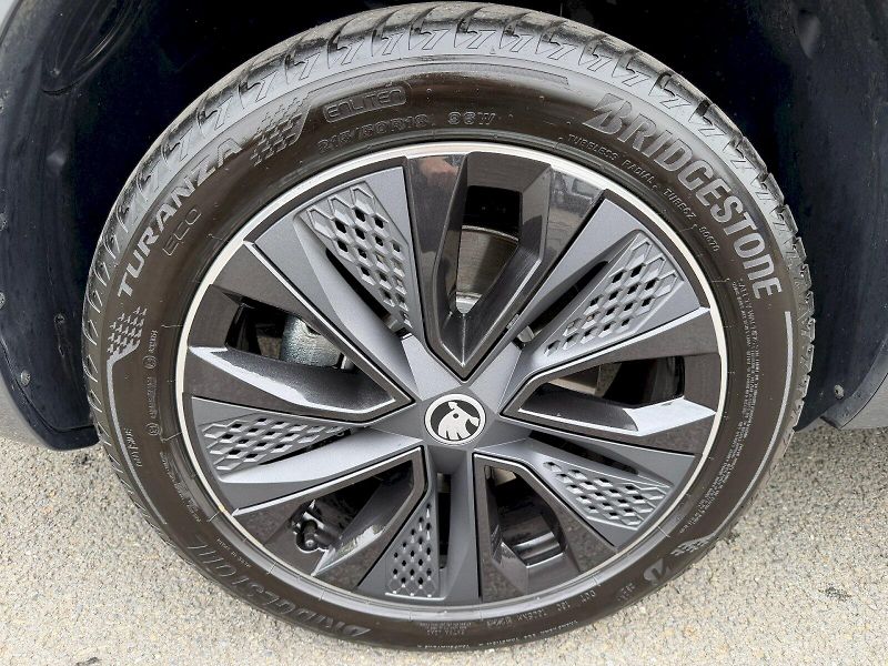 Škoda Karoq (2025) 1.5 TSI 110KW DSG SportLine - fotka 35 z 35