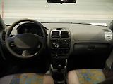 Hyundai Accent (2004) 1.5 CRDI, 2.maj,ČR, TZ - náhled 8