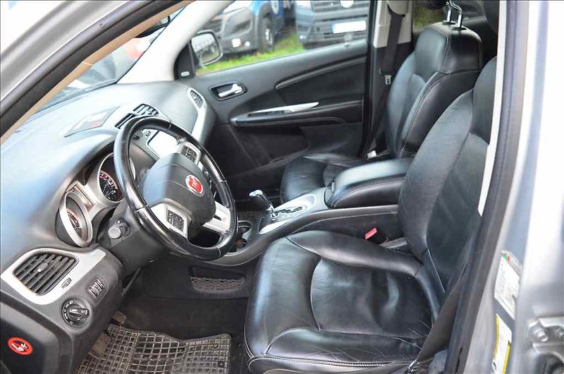 Fiat Freemont (2013) 2,0 MULTIJET AWD - fotka 17 z 21