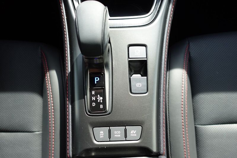 Lexus LBX 1.5 HEV Emotion Advanced FWD - fotka 22 z 34