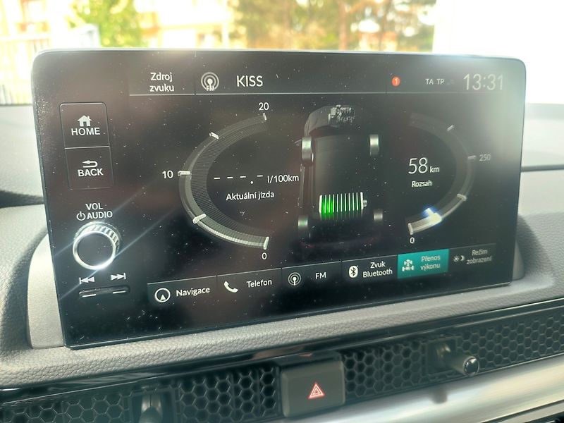 Honda CR-V (2026) 2.0 e:HEV ELEGANCE MR2026 AWD - fotka 16 z 36