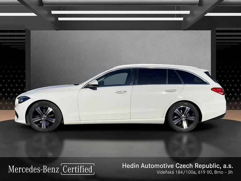 Mercedes-Benz Třídy C (2021) C 220 d 4MATIC kombi - fotka 2 z 28