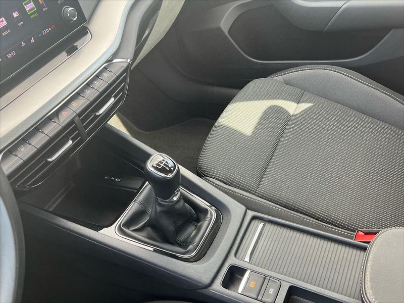 Škoda Octavia 2,0 TDi 85kW AMBITION PLUS - fotka 18 z 24