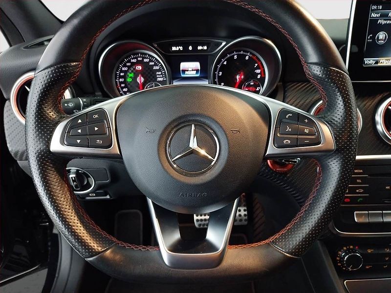 Mercedes-Benz Třídy A (2016) A 200, Kůže, Navi - fotka 19 z 19