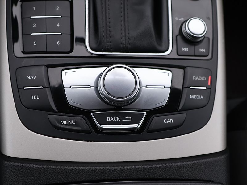 Audi A6 Allroad 3,0 TDI Quattro 200kW S-Tronic - fotka 25 z 34