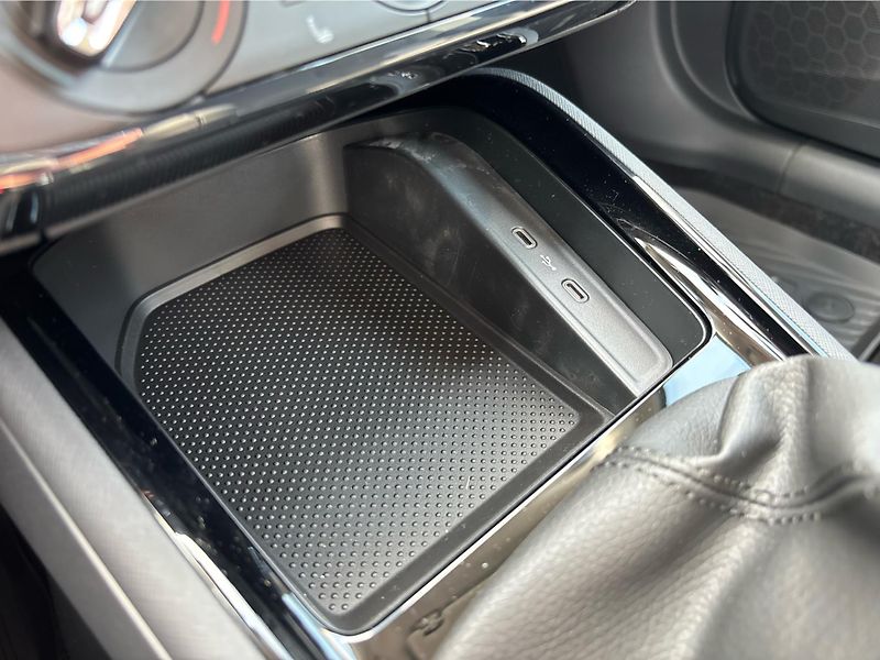 Škoda Kamiq 1.0 TSi 85 kW SELECTION - fotka 18 z 26