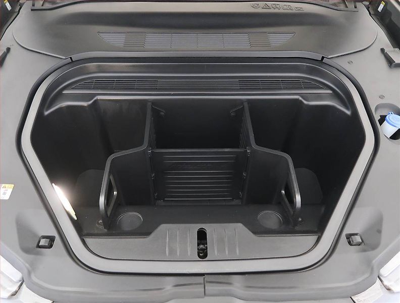 Ford Mustang Mach-E (2021) Extended Range RWD, SoH 94% - fotka 16 z 31