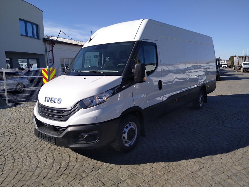 Iveco Daily 35S180 automat 3,0L  2024 - fotka 1 z 10