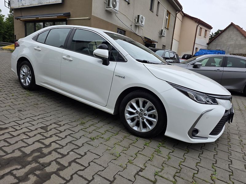 Toyota Corolla 1.8-HYBRID-ZN.SERVIS-AUT.KLIMA - fotka 4 z 13