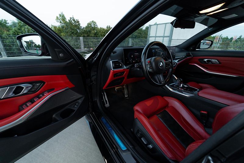 BMW M3 (2022) BMW M3 Competition 4WD - fotka 17 z 18