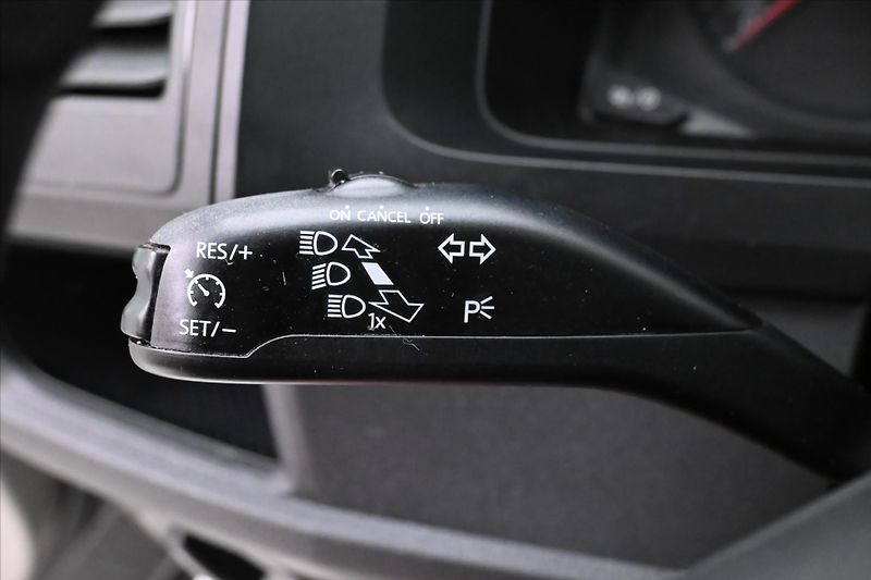 Volkswagen Transporter 2,0 TDI 110kW LONG KLIMA Záruk - fotka 22 z 28