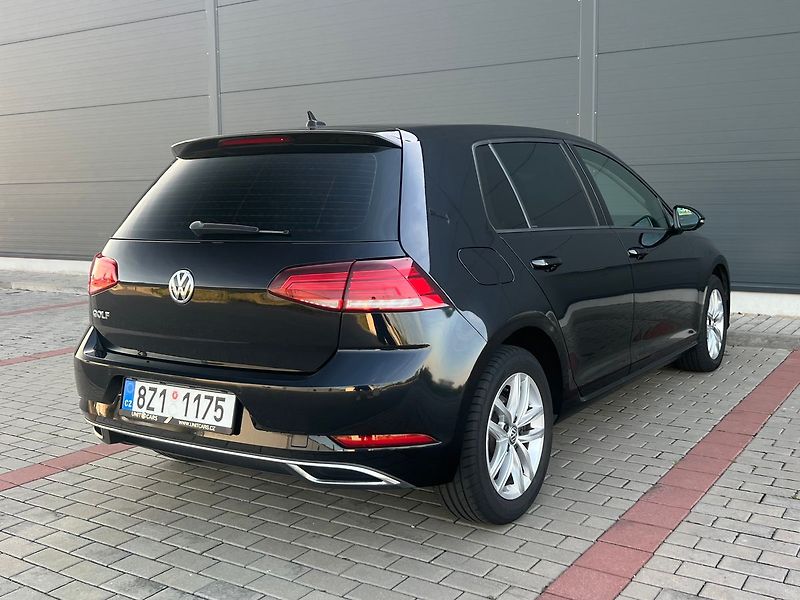 Volkswagen Golf 2.0 TDI-DSG-HIGHLINE - fotka 4 z 45