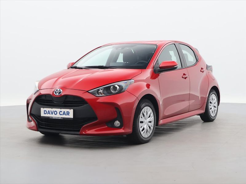 Toyota Yaris 1,5 Hybrid e-CVT 68kW aut. CZ - fotka 3 z 27