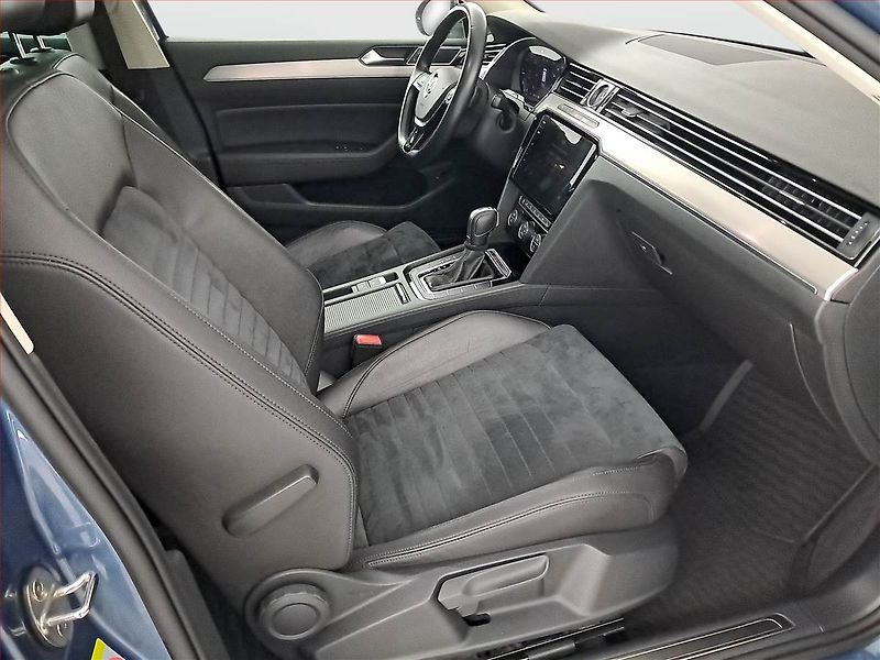 Volkswagen Passat (2018) Highline 2.0 TDI, 4X4 - fotka 9 z 26