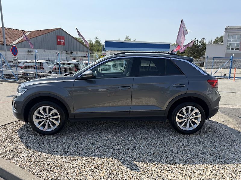 Volkswagen T-Roc 1,5 TSi/110kW LIFE - DSG,TZ,.. - fotka 4 z 64