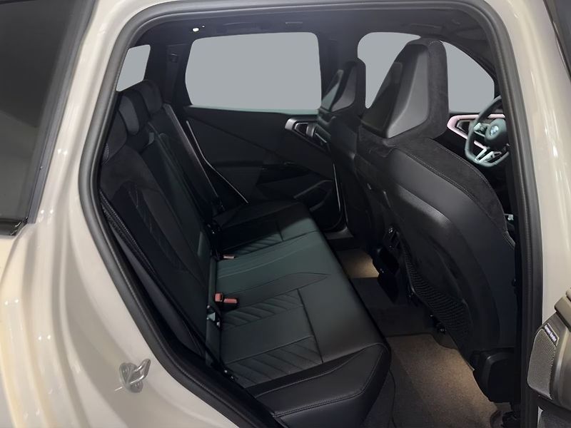 BMW X3 M50 xDrive El.tažné Harman TOP - fotka 9 z 9