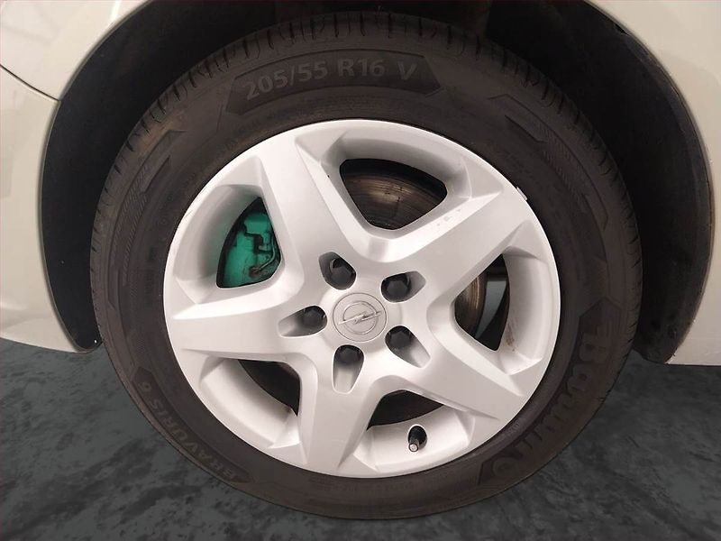 Opel Zafira (2007) 1.9 CDTI, po STK, slušný stav - fotka 15 z 20