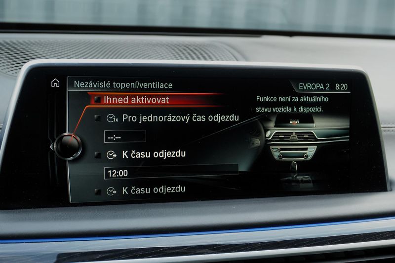 BMW Řada 7 740d xDrive, Laser, Ventilace - fotka 24 z 42