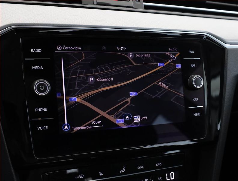 Volkswagen Passat (2020) Business 2.0 TDI, Automat - fotka 13 z 18