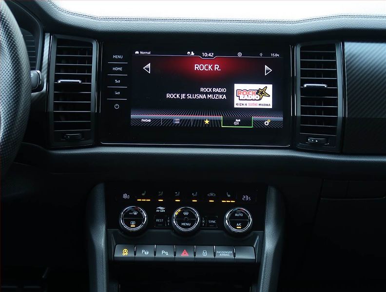 Škoda Kodiaq (2023) 2.0 TDI - fotka 12 z 27