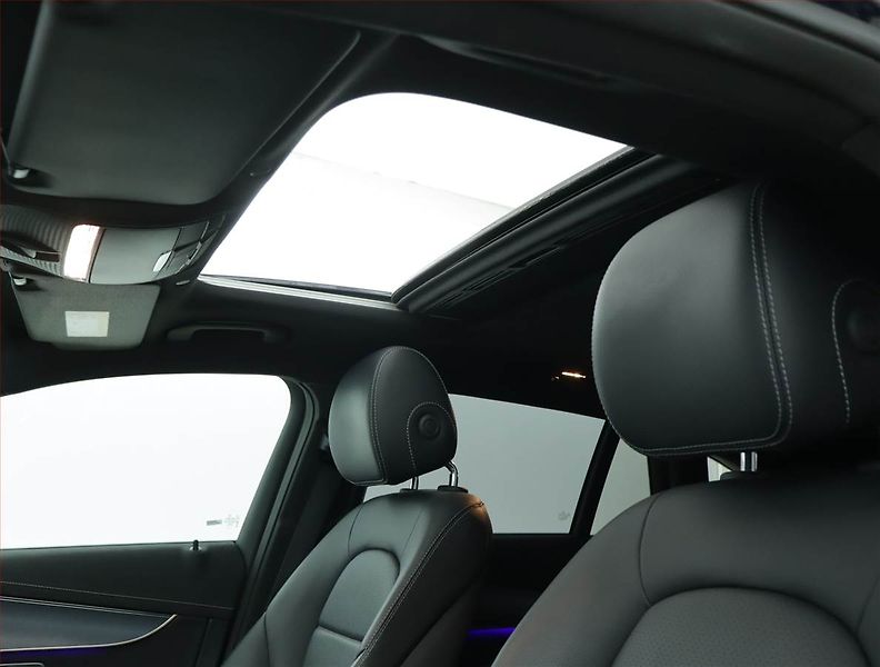 Mercedes-Benz EQC (2022) 400 4MATIC, SoH 95% - fotka 16 z 21