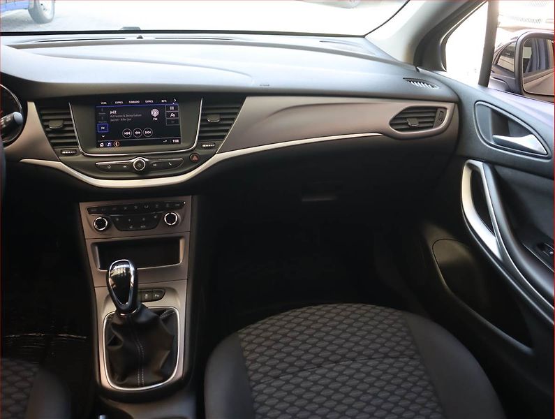 Opel Astra (2021) 1.2 Turbo, Serv.kniha - fotka 8 z 17