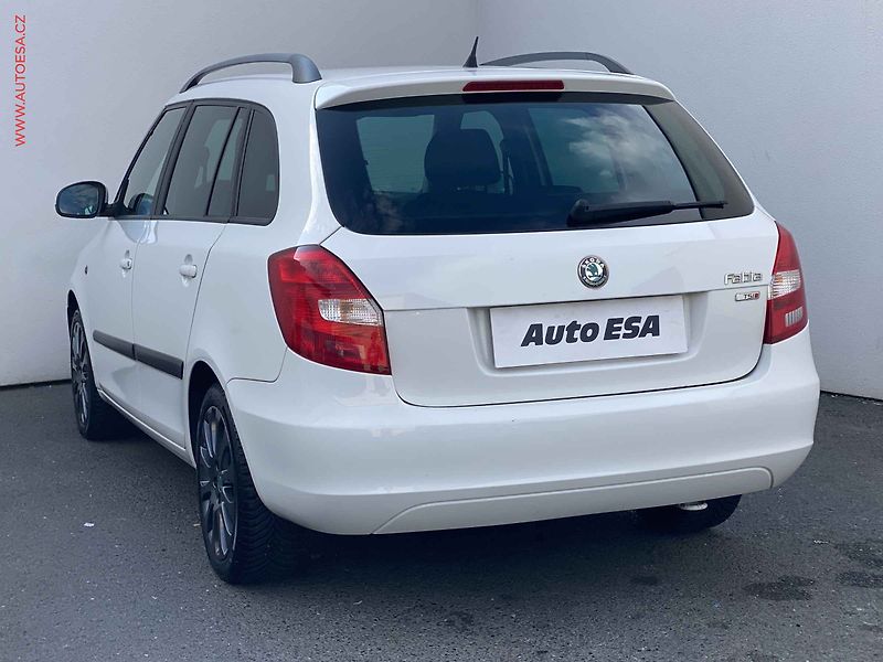 Škoda Fabia (2012) 1.2 TSi, Style, tempo - fotka 6 z 16