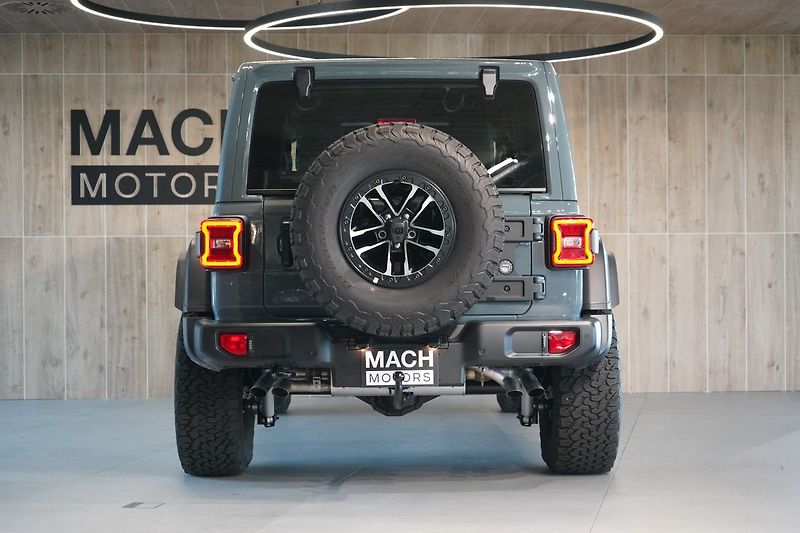 Jeep Wrangler (2026) MOAB 392 V8 - fotka 13 z 47