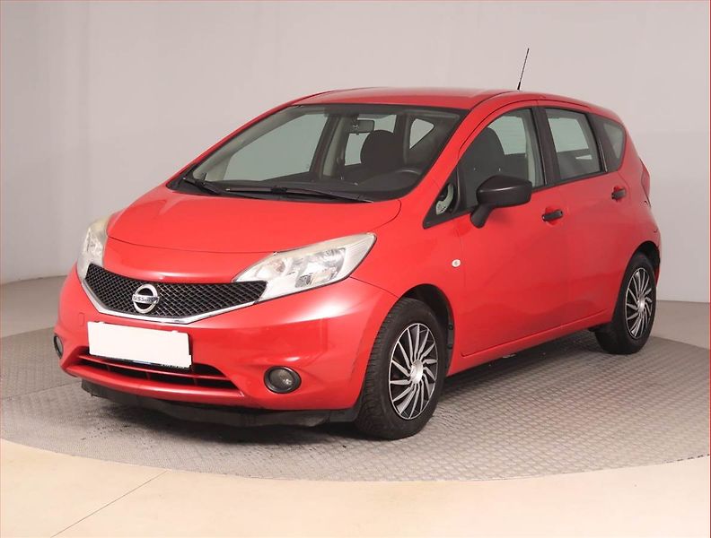 Nissan Note (2017) 1.5 dCi, Tempomat - fotka 2 z 15