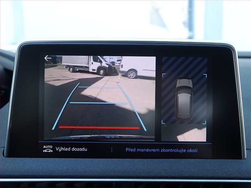 Peugeot 3008 (2018) 1.5 BlueHDi, Automat - fotka 18 z 19