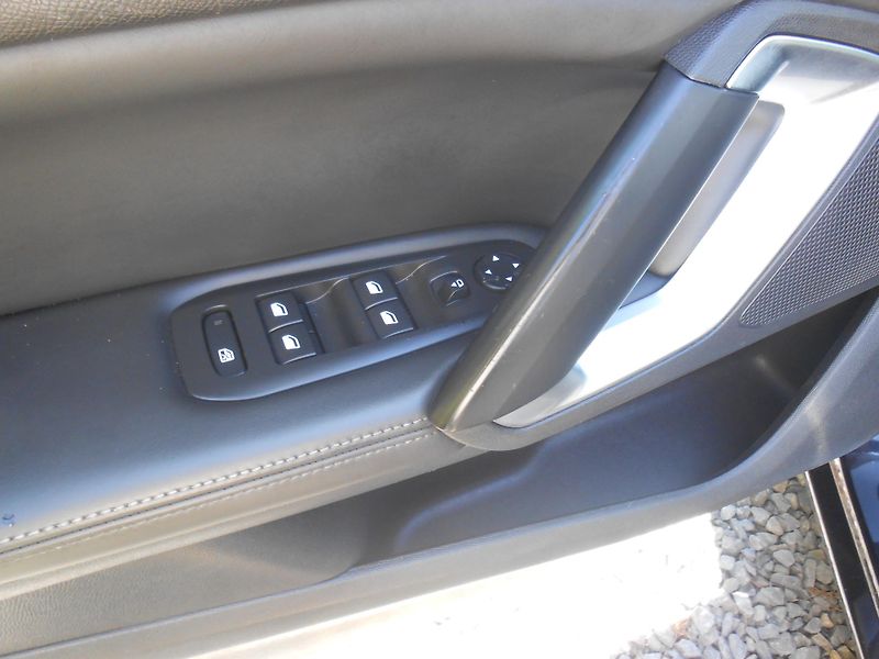 Peugeot 308 , FULL LED, KAMERA,NAVI - fotka 29 z 43