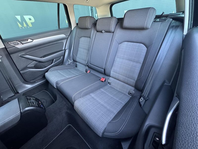 Volkswagen Passat (2020) 2.0TDi MAN Business RZV - fotka 13 z 50