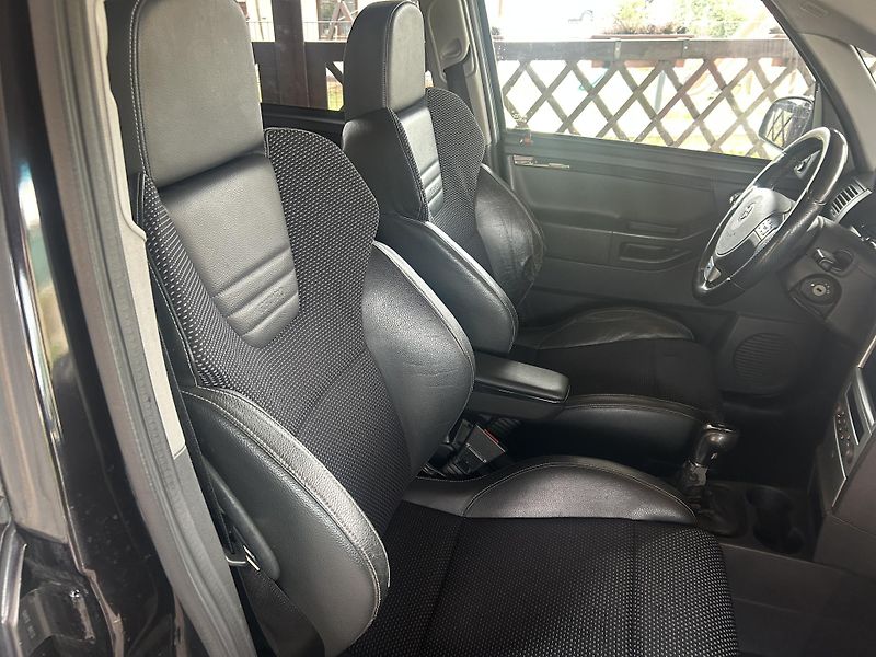 Opel Meriva (2006) 1,6i OPC 132kW - fotka 32 z 44