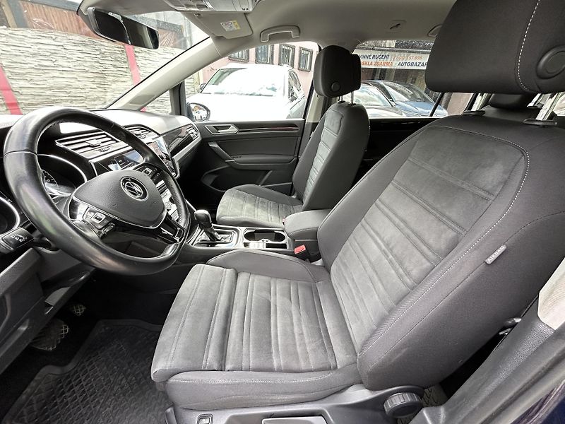 Volkswagen Touran (2021) 2.0 TDi 110KW DSG  - fotka 15 z 31