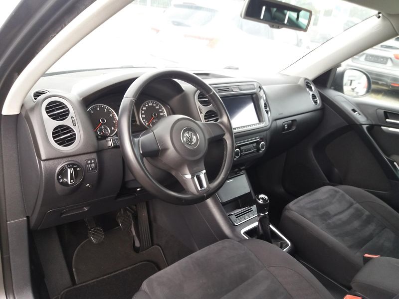Volkswagen Tiguan 1.4TSi,4x4,NAVI,KAMERA - fotka 12 z 26