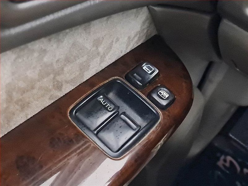 Nissan Patrol (2003) 3.0 DTi, 4X4 - fotka 14 z 14