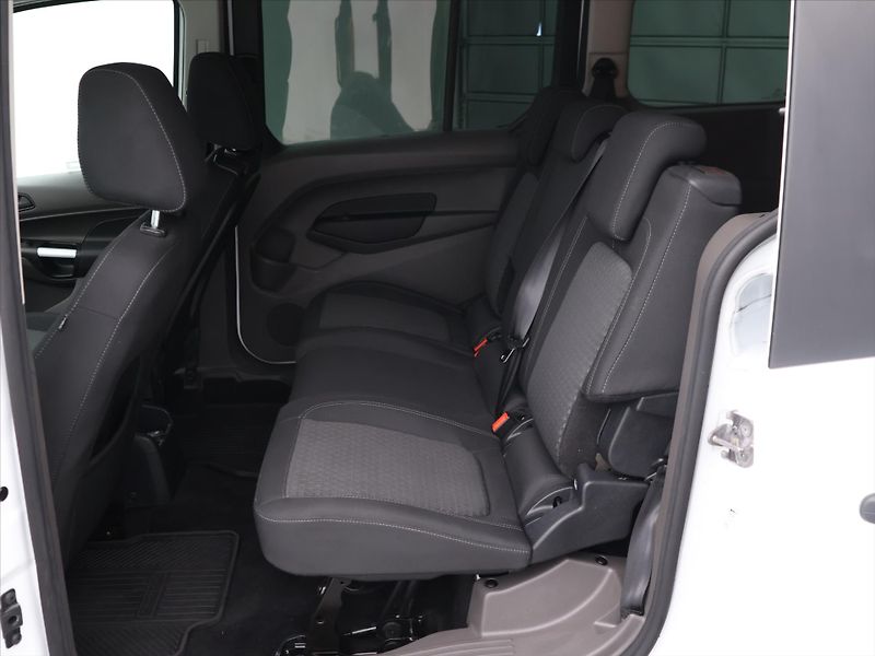 Ford Tourneo Connect 1,5 TDCI CZ Aut.klima L2 DPH - fotka 14 z 31