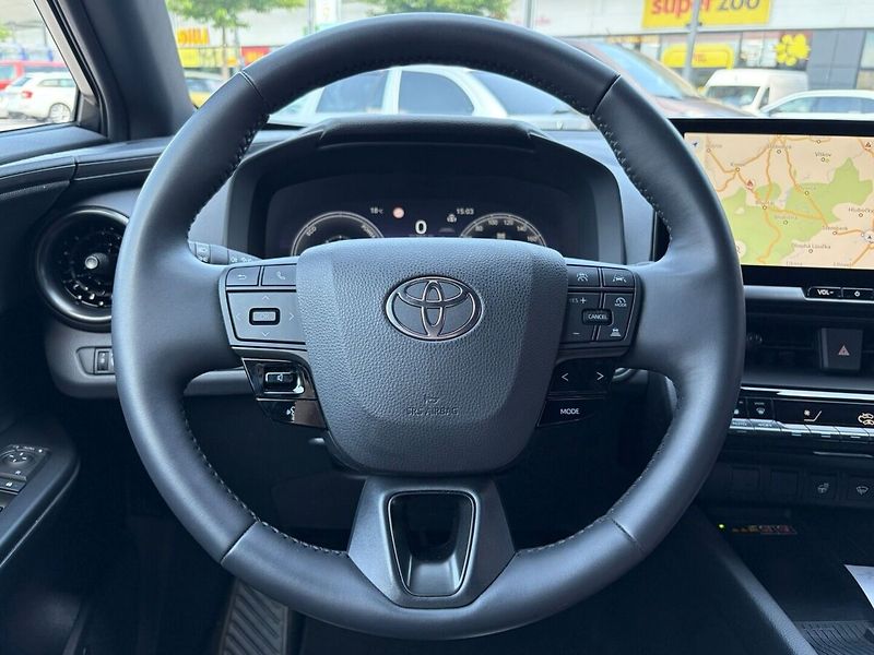 Toyota C-HR 1.8 Style - fotka 9 z 20