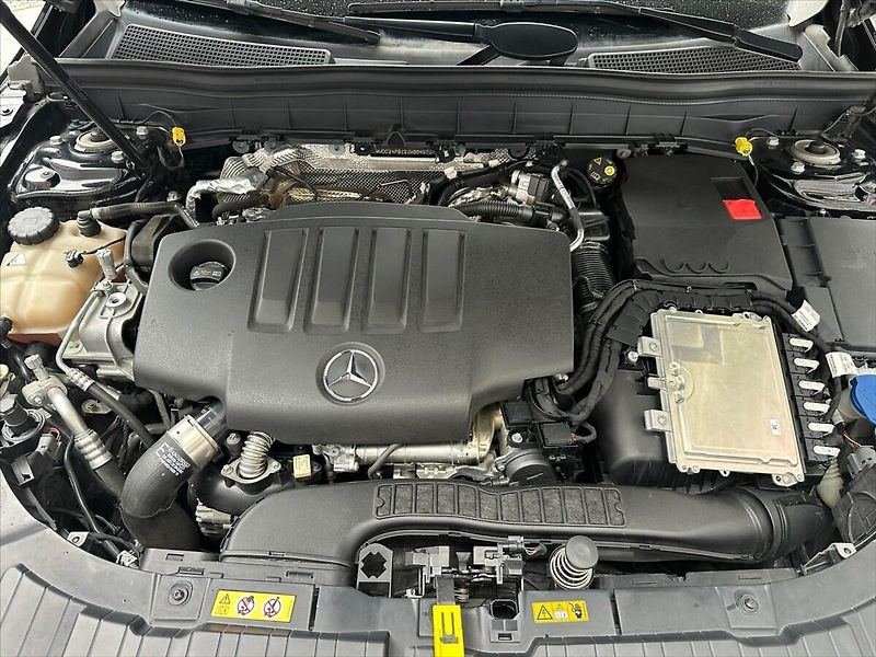 Mercedes-Benz GLB 2,0 200d 110kW, navi, kamera - fotka 42 z 43