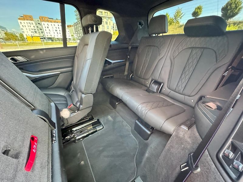 BMW X7 (2024) xDrive 40d M PAKET + Záruka  - fotka 19 z 30