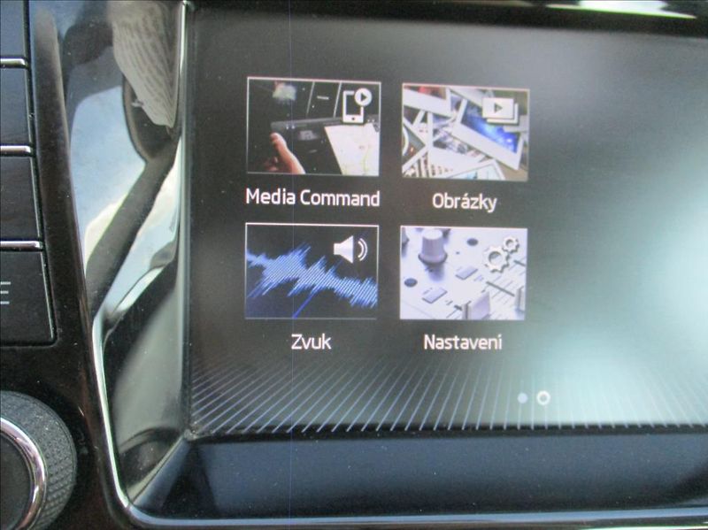 Škoda Fabia 1,0 TSI,klima,servis,DPH,CZ, - fotka 25 z 39