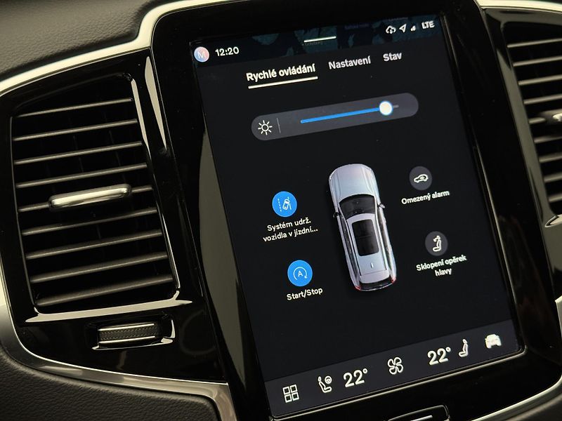 Volvo XC90 B5 AWD ULTIMATE AUT  - fotka 42 z 57