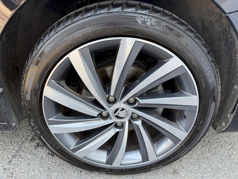 Škoda Octavia (2023) 2.0 TDI 110kW DSG Style Plus P - fotka 35 z 35