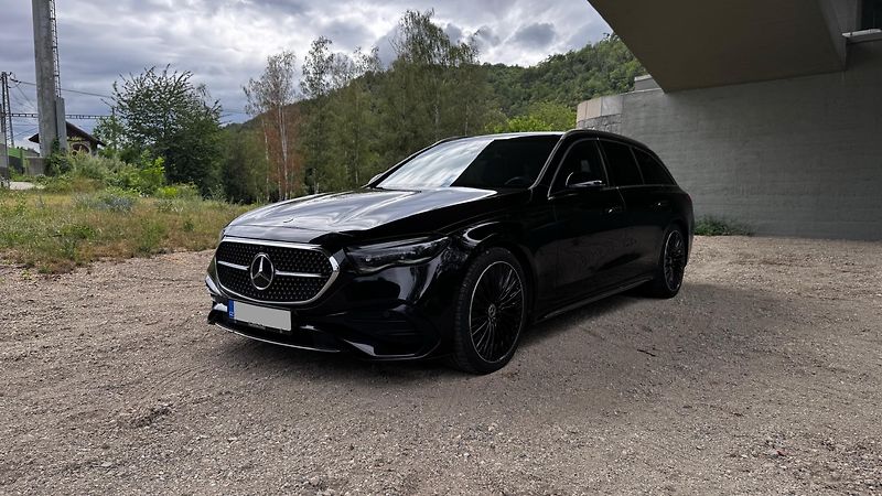 Mercedes-Benz Třídy E (2024) E220d, AMG, ZÁRUKA, PANORAMA - fotka 3 z 20