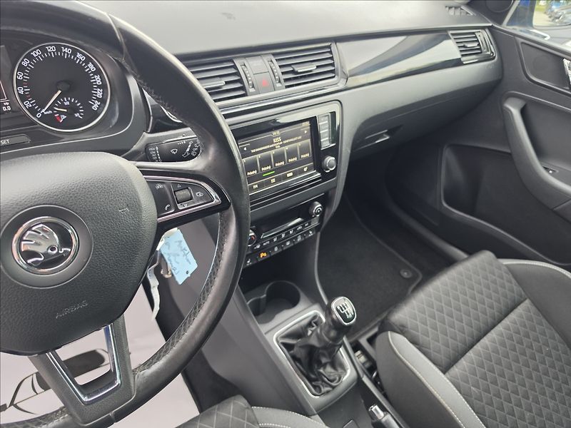 Škoda Rapid 1,2 TSi 81KW Style ALU KLIMA - fotka 13 z 48