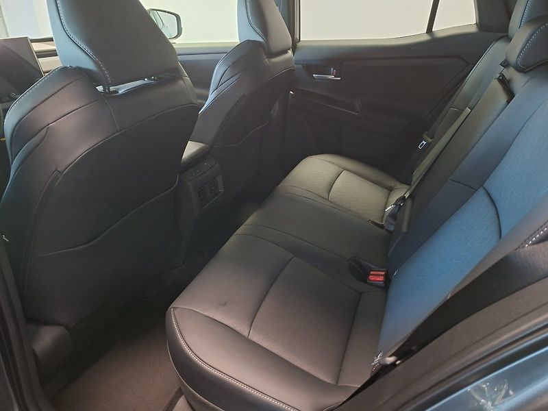 Subaru Ostatní Uncharted Touring AWD 77kWh - fotka 6 z 9