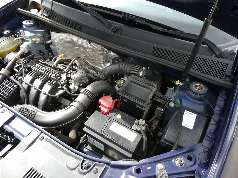 Dacia Sandero 1,0 SCe 54kW serviska, ČR - fotka 35 z 40