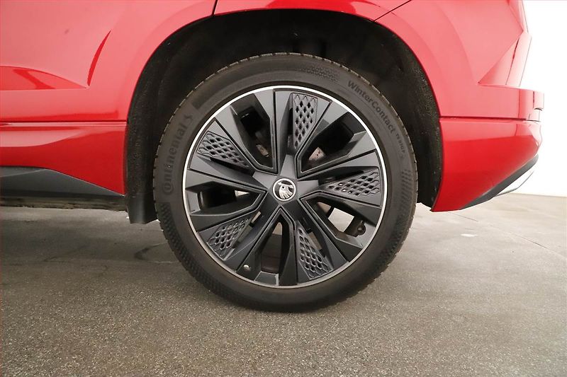 Škoda Karoq (2023) Sportline 1.5 TSI - fotka 12 z 21