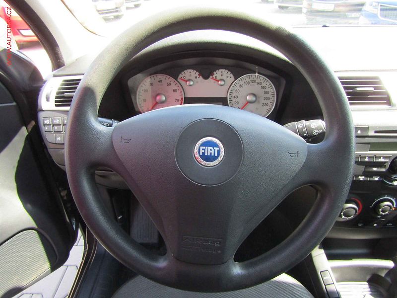 Fiat Stilo (2007) 1.4 i, AC - fotka 15 z 15