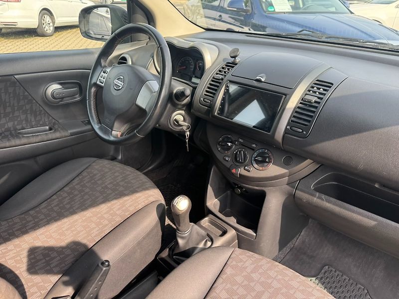 Nissan Note (2006) 1,4i 65 KW LPG - fotka 37 z 46